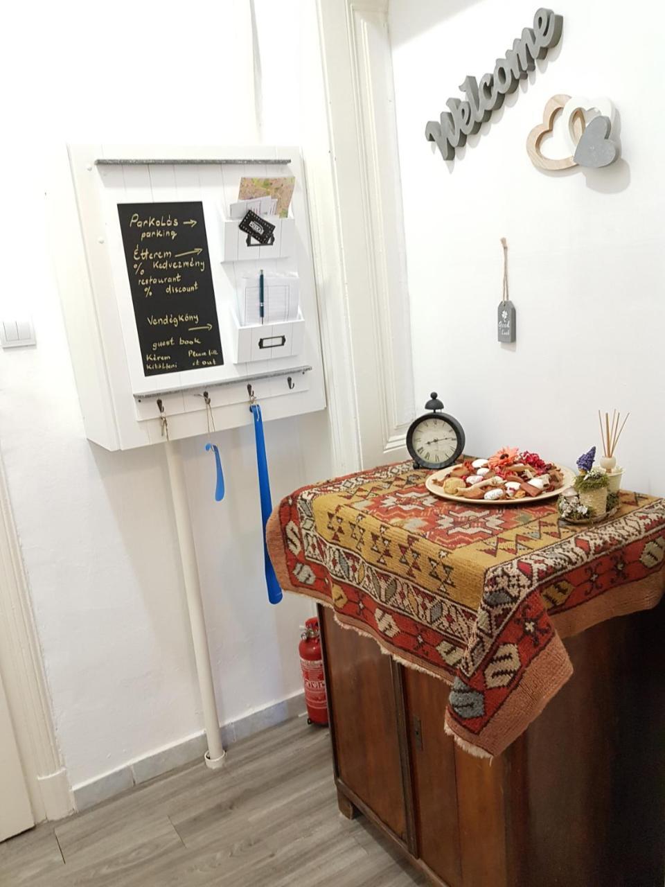 Varkeruelet Apartman Sopron Zewnętrze zdjęcie