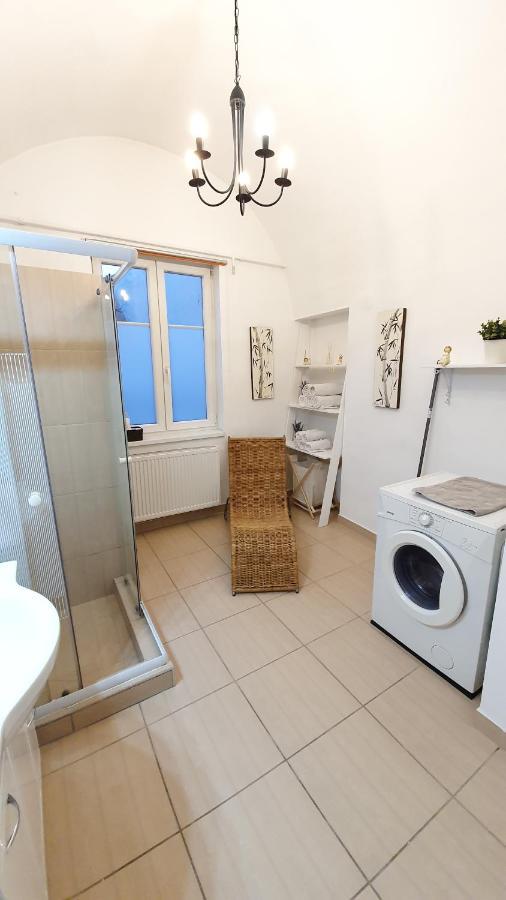 Varkeruelet Apartman Sopron Zewnętrze zdjęcie